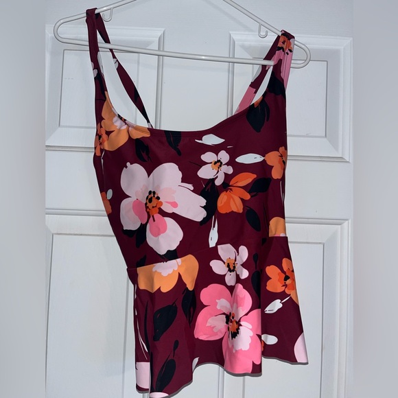 Mynah NWT Peplum Floral Swim Top - Size 16W - Picture 1 of 8